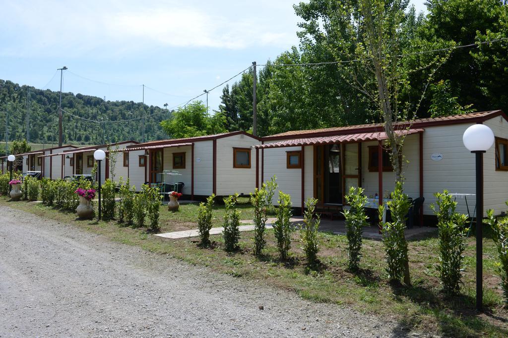 Camping Vigna Di Valle Hotel Anguillara Sabazia Exterior photo